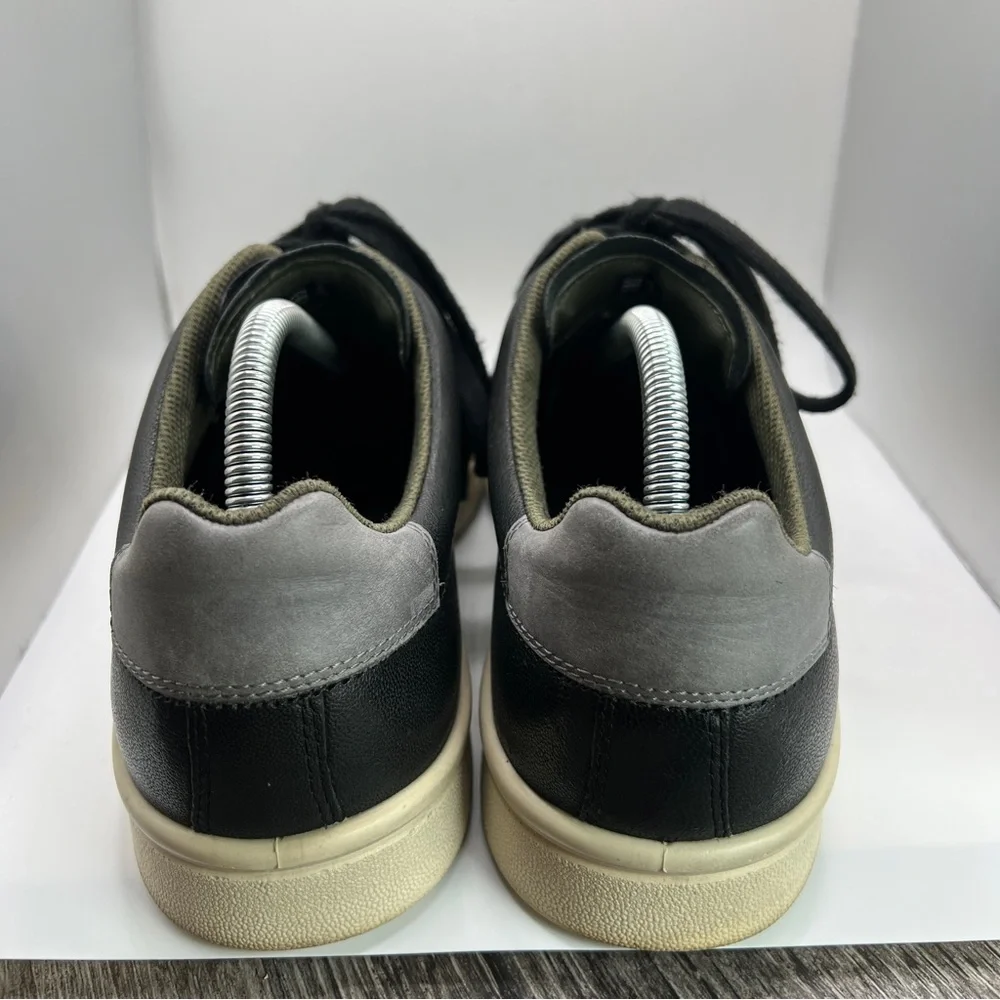 Men’s ECCO Kallum Low Top Sneakers Size 10 (44) - Picture 5 of 10